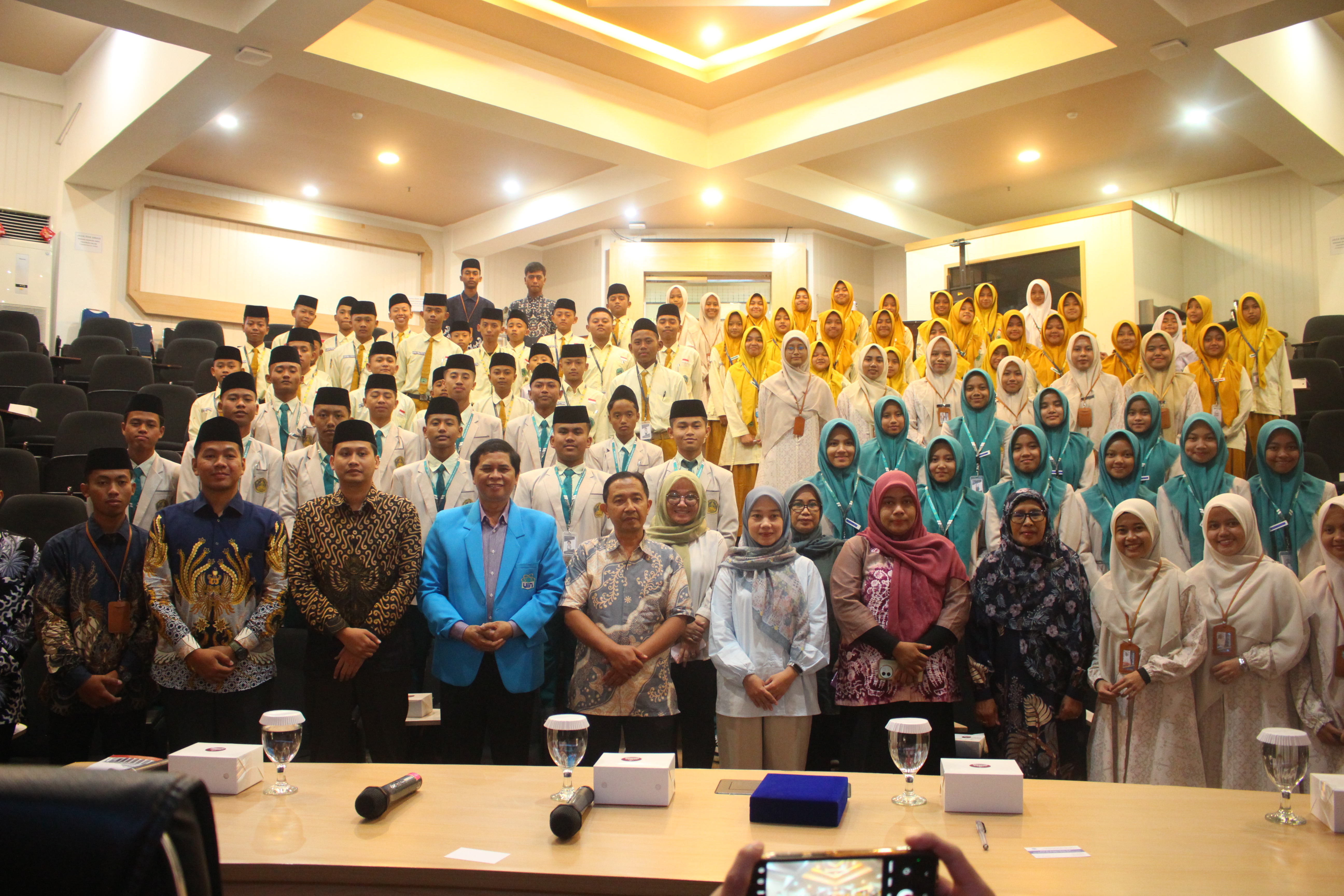 Kampus & Masjid